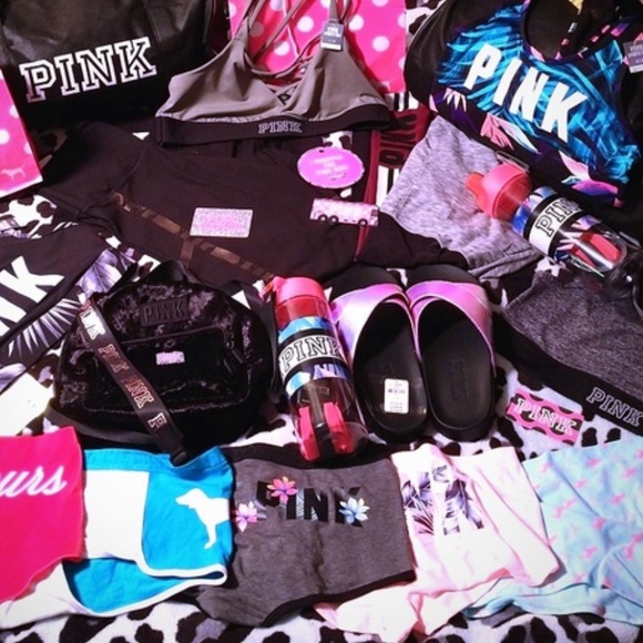 Victoria Secret Pink Mystery Box $100 - Picture 5 of 13